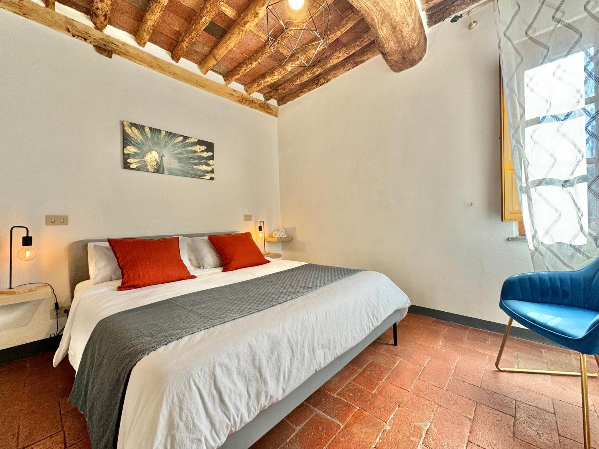 Fronte Mura - Parcheggio - Wifi Il Cortigiano Hébergement de vacances Lucques